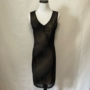Vintage White House Black Market form fitting little black dress size Small